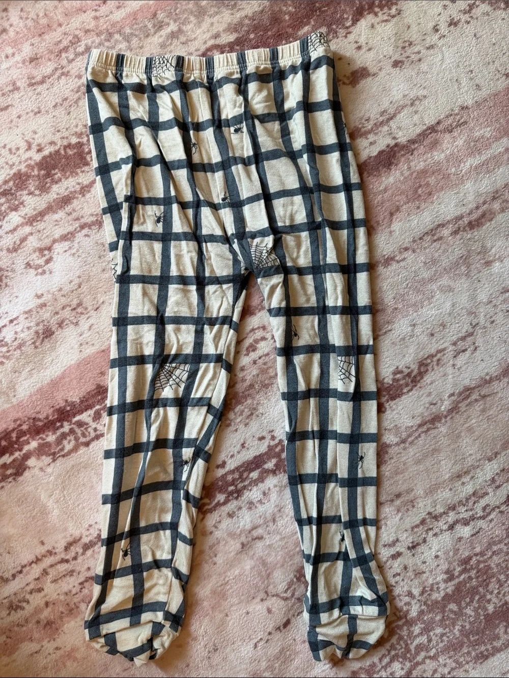 Kids Cream & Black Plaid Long-Sleeve Pajama Set